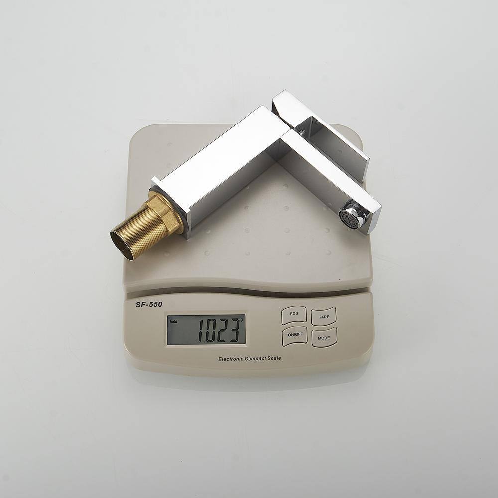 Polished Chrome Single-Handle Low-Arc Bathroom Faucet