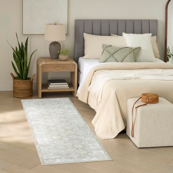 Dekor Ivory Beige 2 ft. x 6 ft. Medallion Traditional Runner Area Rug