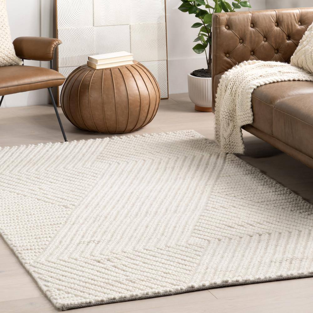 Ivory Geometric Wool 8' x 10' Rectangular Area Rug
