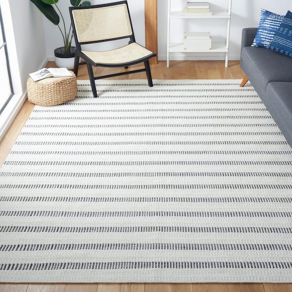 Vermont Black/Ivory 9 ft. x 12 ft. Striped Chevron Area Rug