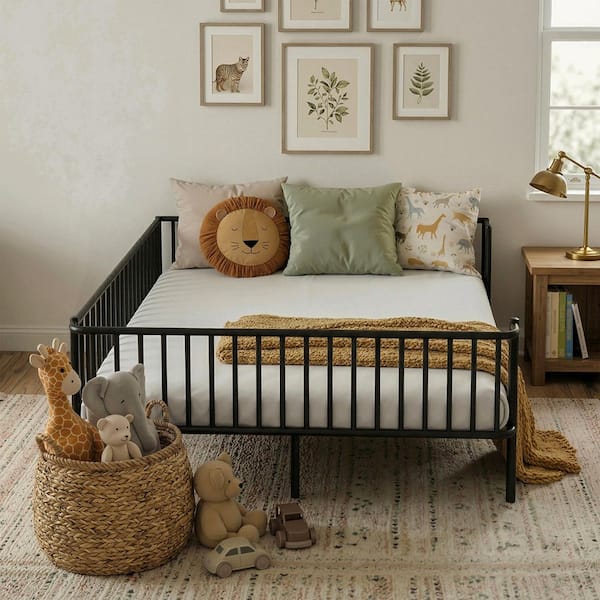 Black Metal Frame Queen Platform Bed with Sturdy Steel Slat Support