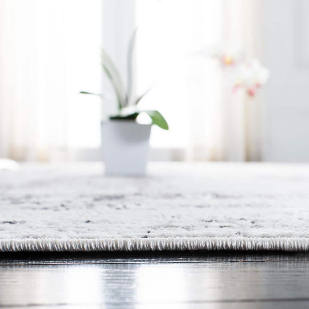 Amelia 6'7" Square Ivory/Grey Abstract Synthetic Area Rug