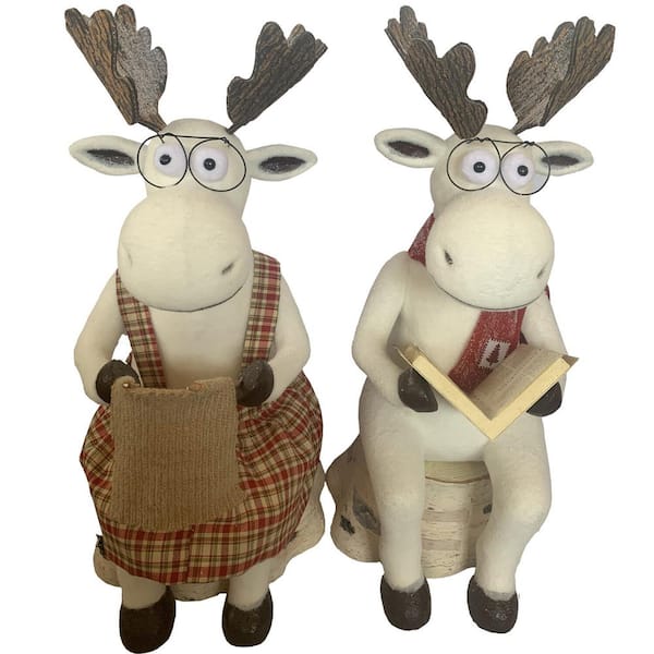 Fraser Hill Farm 32 in. Christmas Mr. and Mrs. Moose on Stump