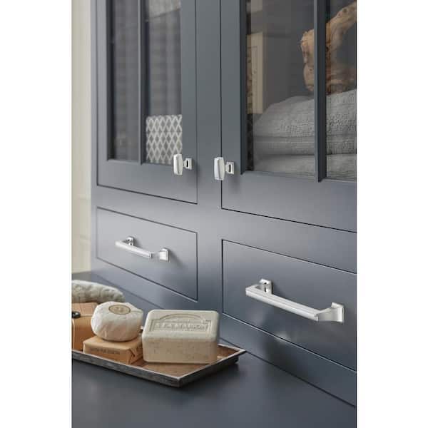 Mulholland 1-1/2 in. (38mm) Traditional Polished Chrome Bar Cabinet Knob