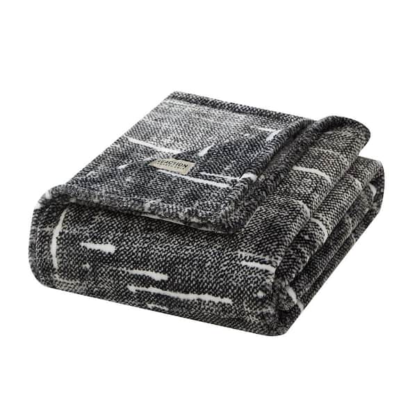 KENNETH COLE REACTION Cedar Charcoal Ultra Soft Plush Fleece 1-Piece Throw Blanket