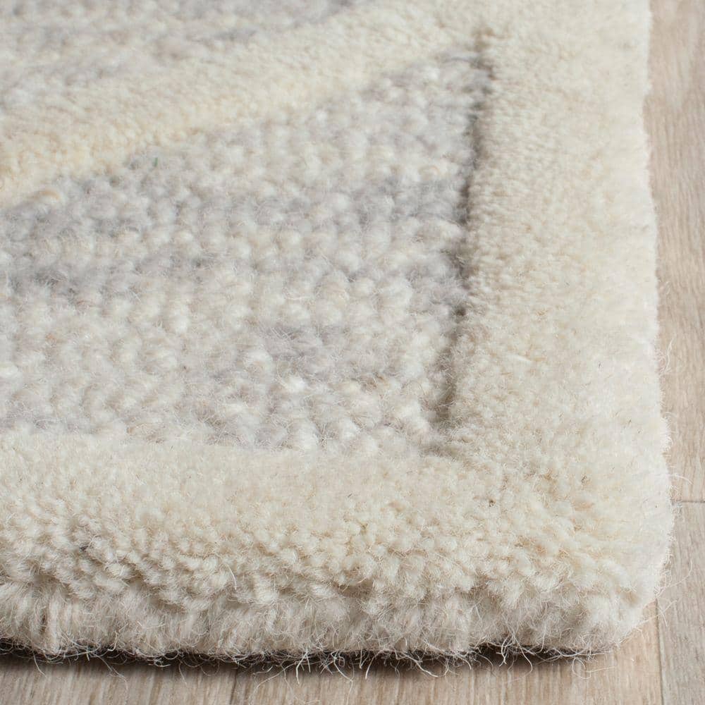 Elegant Cambridge Light Grey & Ivory 5' x 8' Hand-Tufted Wool Rug