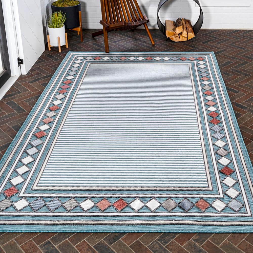 Sebastian Blue and Ivory Geometric Synthetic 5' x 8' Area Rug