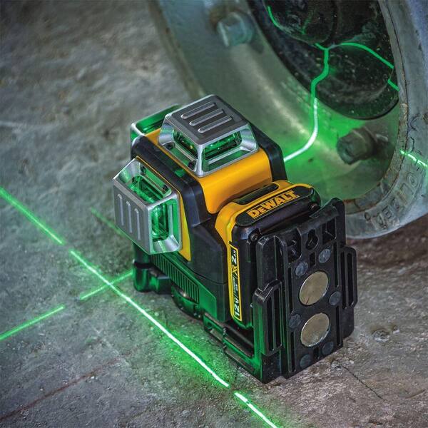 thumbnail image 2 of DeWalt DW089LG 12V Green 3 X 360 Line Laser Level - With Battery And Charger 2 of 5