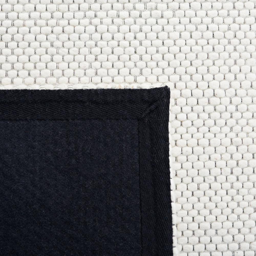 Ivory Handwoven Wool and Synthetic Runner Rug, 2'3" x 6'