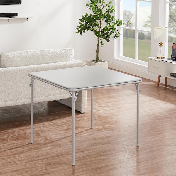 Card table deals with folding legs