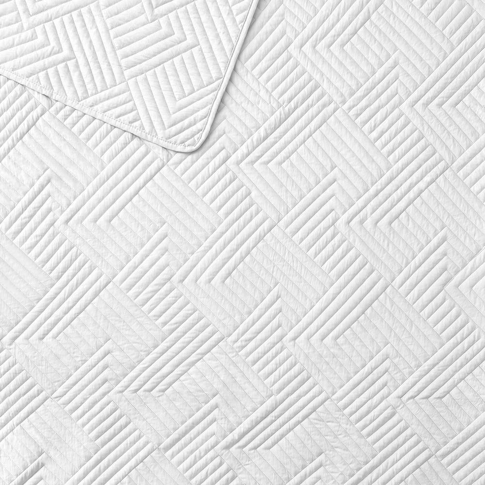 White Full Reversible Microfiber Quilt Set