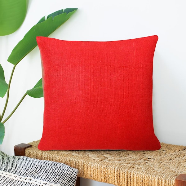 Crimson hot sale throw pillows