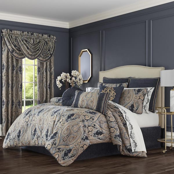Unbranded Lakeview Indigo 4-Piece. Indigo Polyester California King Comforter Set 96 X 110 in.