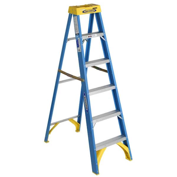 Werner 6 ft. Fiberglass Step Ladder (10 ft. Reach Height), 250 lbs. Load Capacity Type I Duty Rating