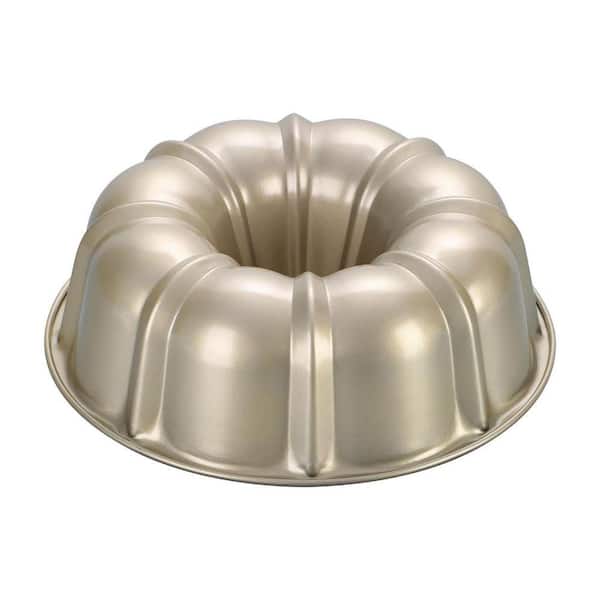 10-Cup Carbon Steel Non-Stick Fluted Tube Cake Pan Gold Finish Round Bakeware for Pound Cake Baking 1 Piece