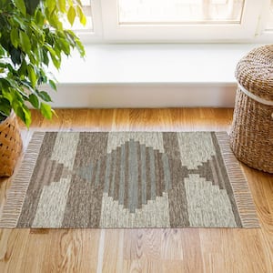 Sayah Grey 2 ft. x 3 ft. Eco-Friendly Modern Geometric Handwoven Wool and Cotton Area Rug