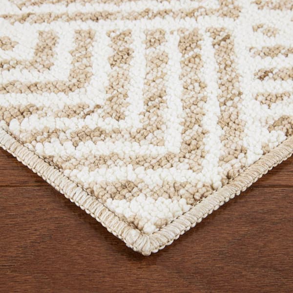 Town & Country Living Everyday Walker Modern Diamond Beige 24 in. x 72 in. Machine Washable Runner Kitchen Mat