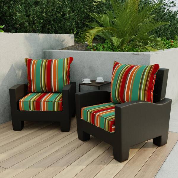 https://images.thdstatic.com/productImages/e9300d94-8c0d-50bd-9866-b1b1c1a677f5/svn/teamson-kids-outdoor-dining-chair-cushions-9740pk1-2413d-e1_600.jpg