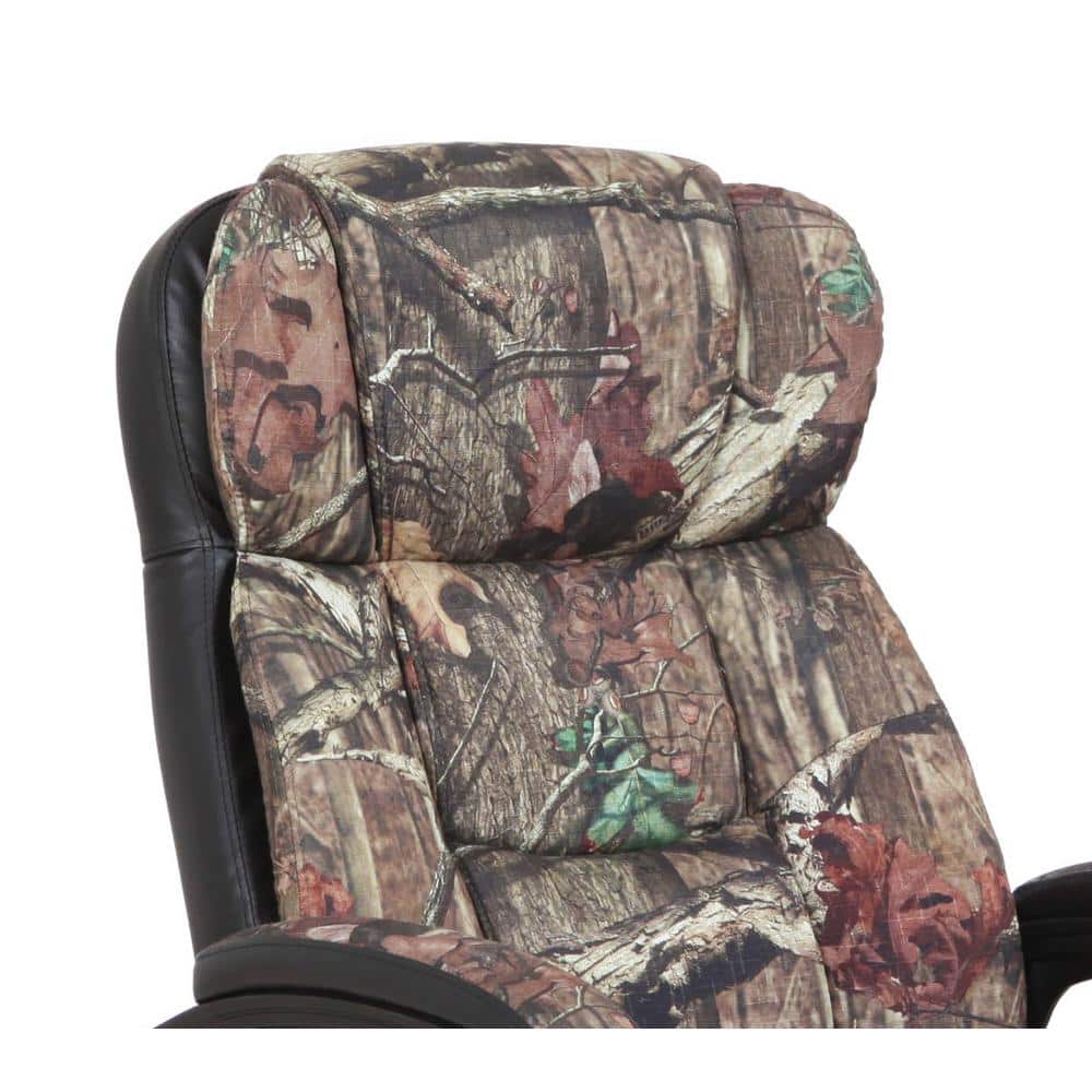 Mossy Oak Camouflage Executive Swivel Chair with Padded Armrests