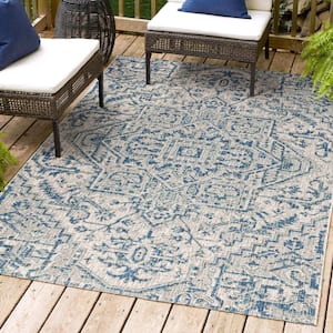 Estrella Bohemian Medallion Navy/Gray 3 ft. 1 in. x 5 ft. Textured Weave Indoor/Outdoor Area Rug