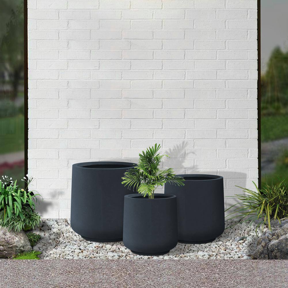 Kante Charcoal Concrete Round Planters with Drainage Holes Set