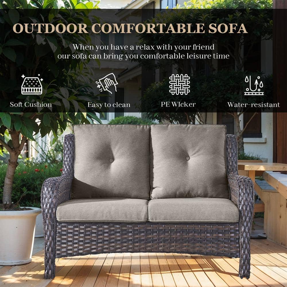 Pocassy 2-seat wicker outdoor loveseat with gray cushions