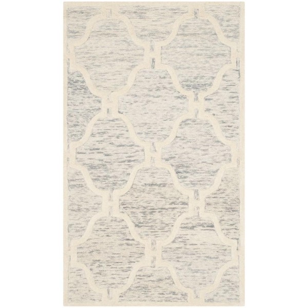 SAFAVIEH Cambridge Light Gray/Ivory 3 ft. x 5 ft. Border Distressed Trellis Area Rug