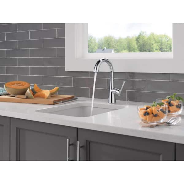 Single Handle Bar Faucet in Chrome