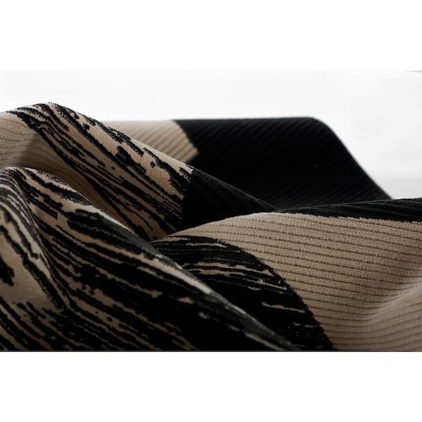 Xander Ivory 9 ft. X 13 ft. Geometric Indoor Area Rug