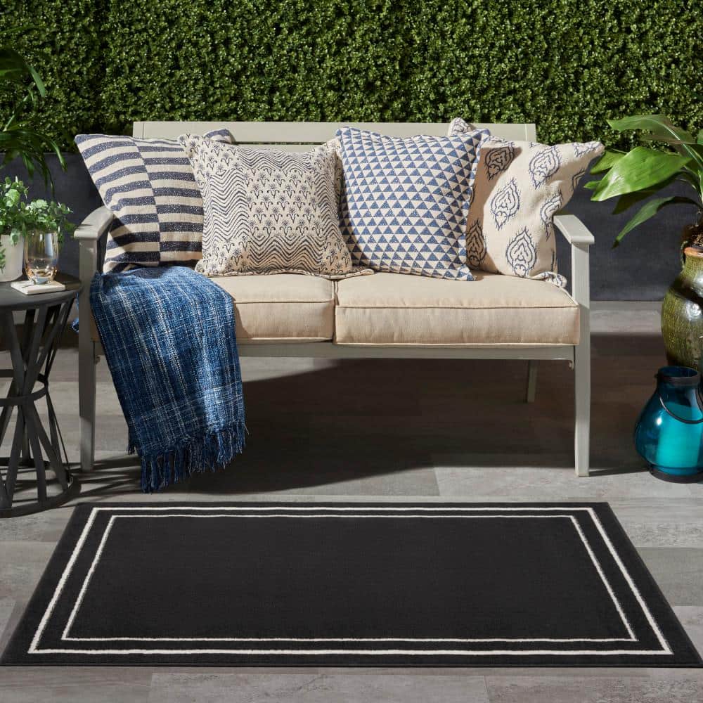 Essentials Black Ivory 3' x 5' Low-Profile Outdoor Rug