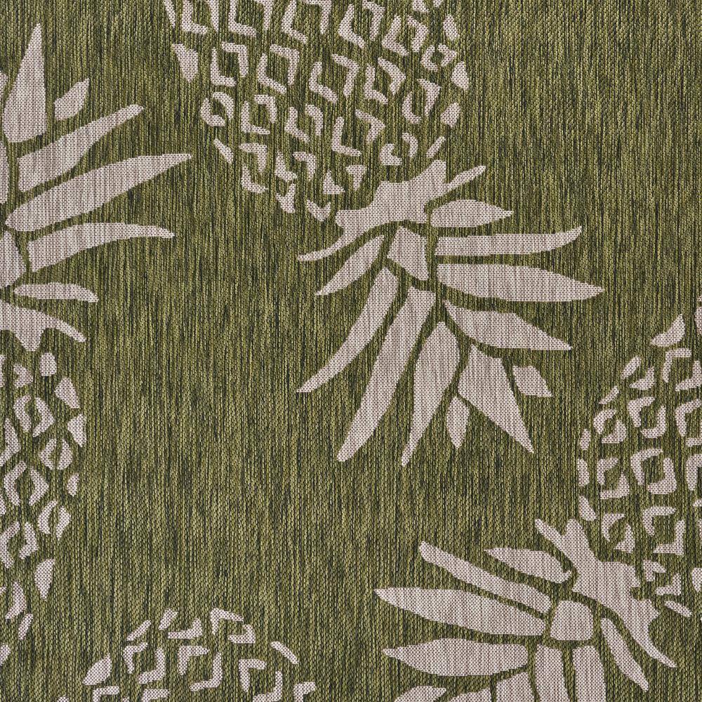 Reversible Gray Synthetic 5' x 7' Easy-Care Area Rug