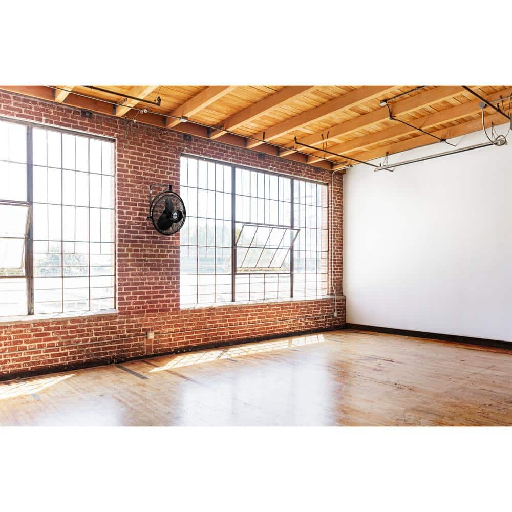 Air King 20-Inch Black Steel Wall Mounted Fan