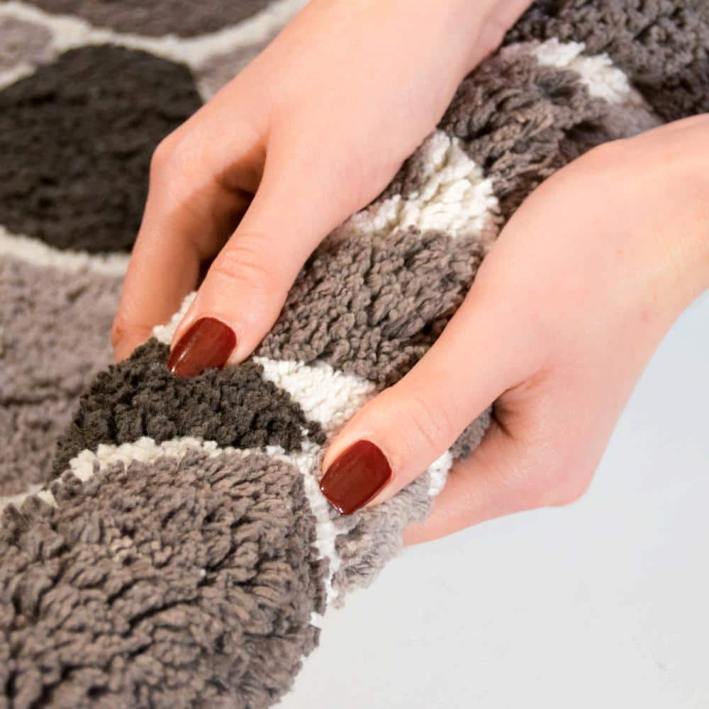 Modern Grey Cotton Tufted Rectangular Bath Rug Set