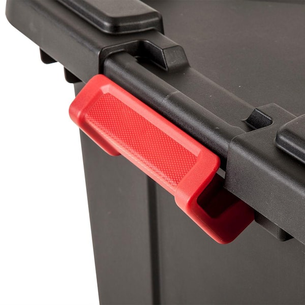 https://images.thdstatic.com/productImages/e99a772f-874b-41c4-afbf-835fdd18b951/svn/black-bottom-and-lid-with-racer-red-latches-sterilite-storage-bins-14669004-4f_600.jpg