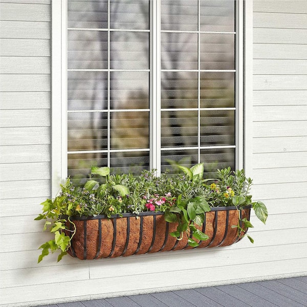 Arcadia Garden Products Solstice 24 in. Black Metal Coconut Wall