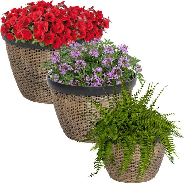 Sunnydaze Decor Resin Faux Basketweave Outdoor Planter (Set of 3)