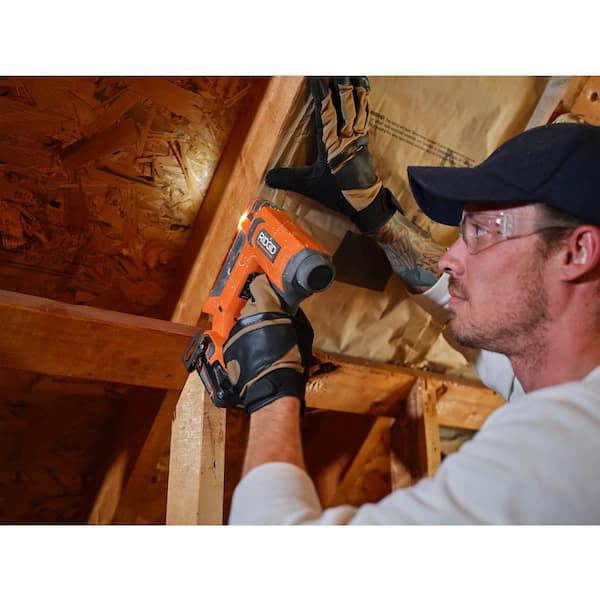 RIDGID 18V Cordless 3/8 in. Crown Stapler with 2AH Battery R09897B