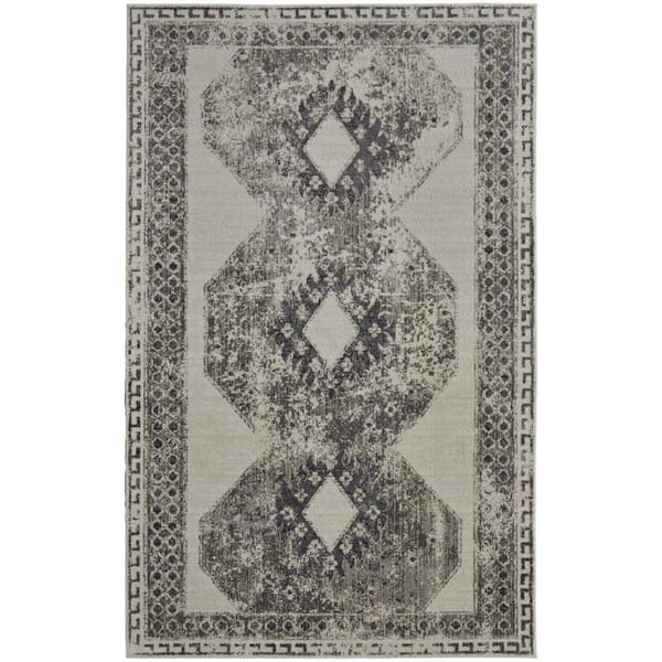 HomeRoots 4 X 6 Gray, Ivory Abstract Area Rug