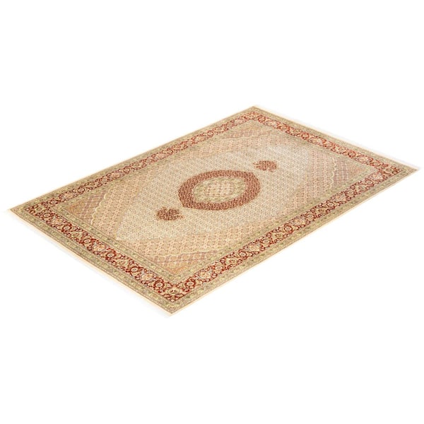 Mogul Traditional Ivory 6 ft. 8 in. x 10 ft. 1 in. Oriental Area Rug
