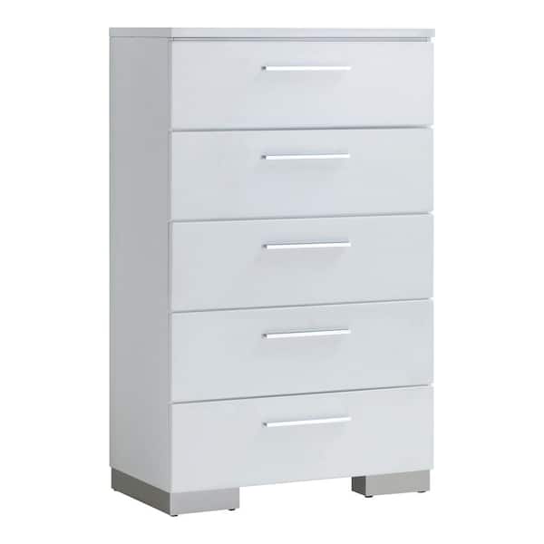 Furniture of America Trakehar White 5-Drawer 31.13 in. Chest of Drawers