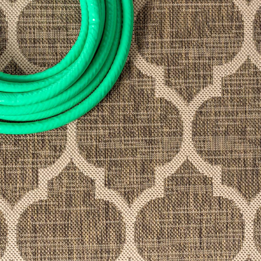 Square Geometric Gray Trellis Flatweave Indoor/Outdoor Rug