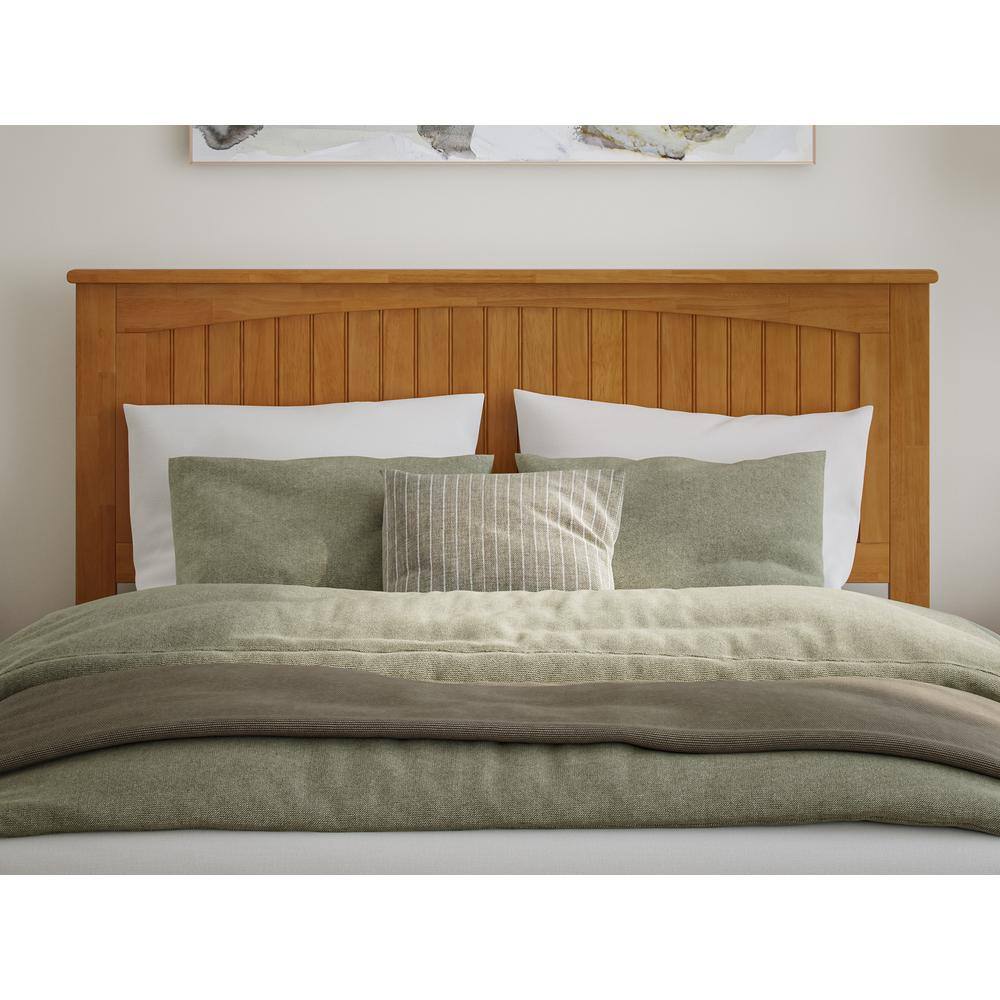 Nantucket Light Toffee Queen Wood Platform Bed with Slats
