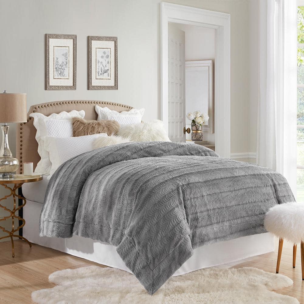 swift home Premium Ultra-Soft 3-Piece Grey Faux Fur Reverse to Sherpa King/California  King Comforter and Sham Set SHCM3-002-KCKGR - The Home Depot