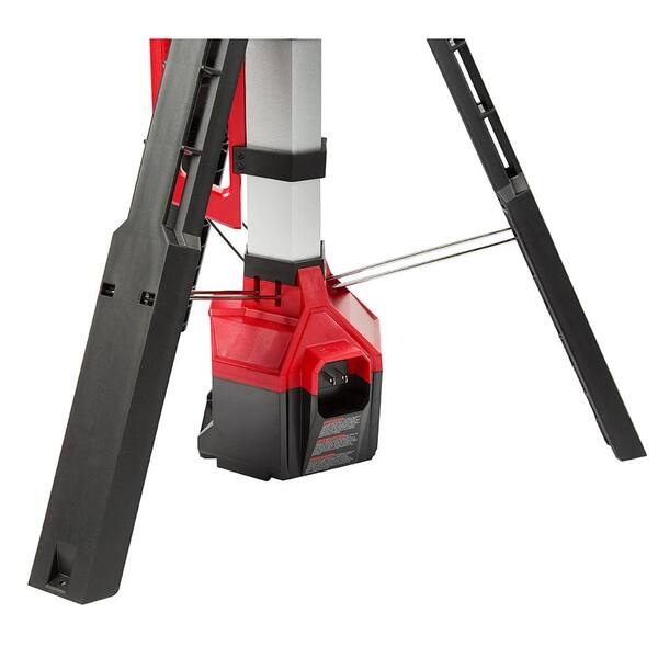 milwaukee cordless rocket light