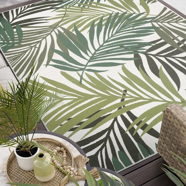 Stunning Cream Floral Indoor/Outdoor 8 ft. x 10 ft. Area Rug