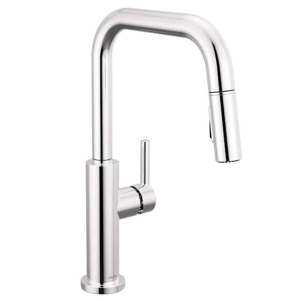 Delta Nicoli Single Handle Pull Down Sprayer Kitchen Faucet in