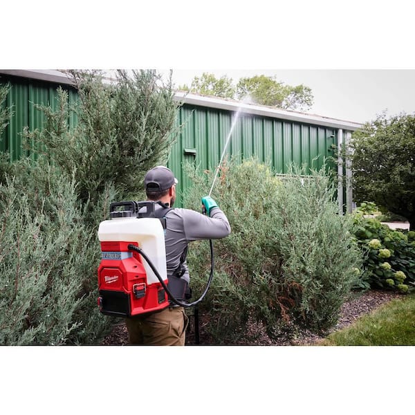 Milwaukee 18 in. Short Sprayer Wand for SWITCH TANK Backpack