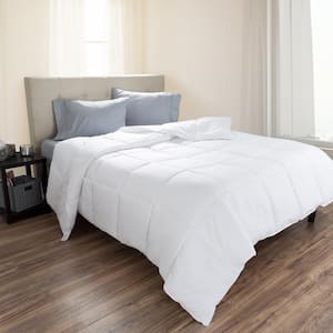 Ultra Soft Light Warmth White King Down Alternative Comforter