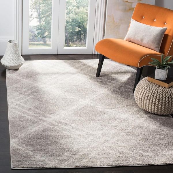 Adirondack Light Gray/Ivory 11 ft. x 15 ft. Plaid Abstract Area Rug