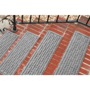 Weatherguard Pro Mesh Medium Gray 8.5 in. x 30 in. PET Polyester Indoor Outdoor Stair Tread Cover (Set of 4)
